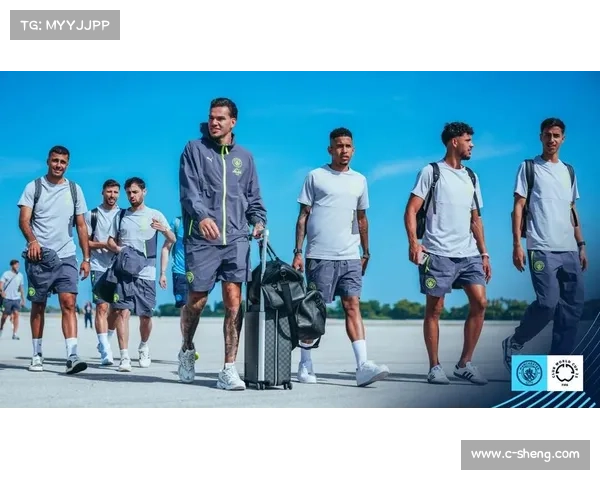 曼城世俱杯首战备战训练：新援谢尔基、赖因德斯合练亮相