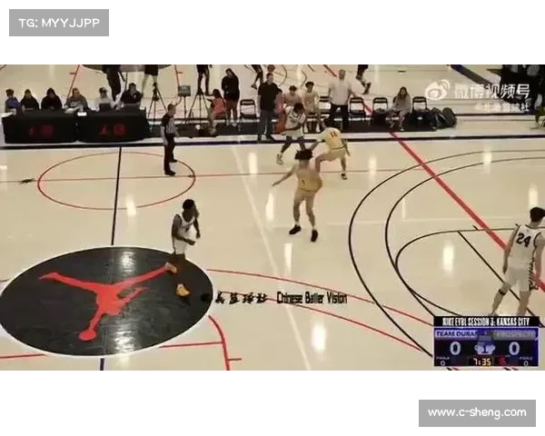 郇斯楠 20 分钟 5 帽！护框如铁闸引爆全场